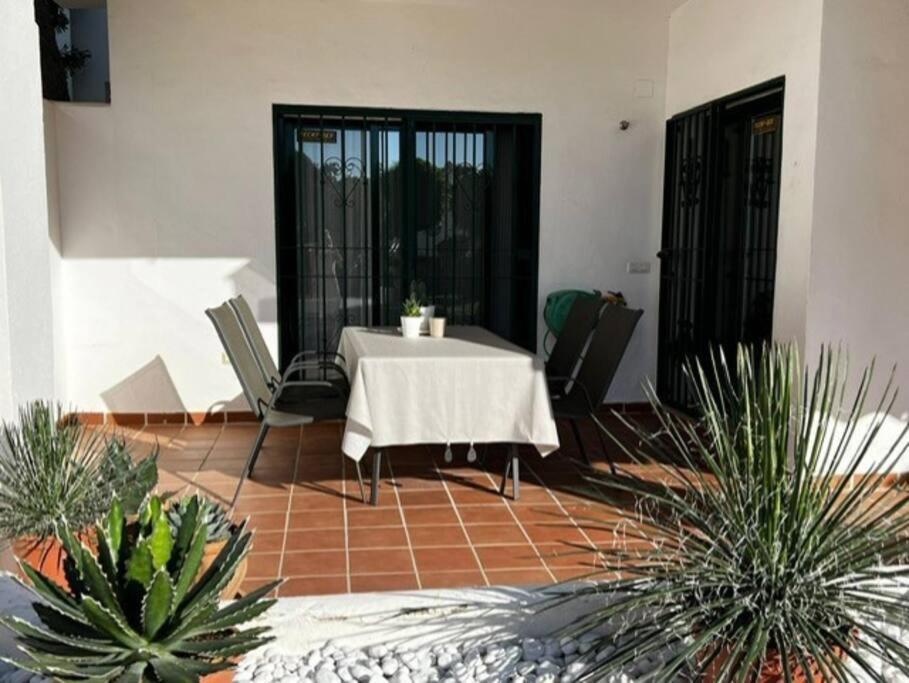 Ruim Appartement, Zonnig Terras, Alhaurin Golf! Alhaurin el Grande Bagian luar foto