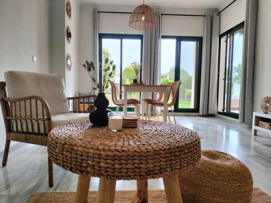Ruim Appartement, Zonnig Terras, Alhaurin Golf! Alhaurin el Grande Bagian luar foto